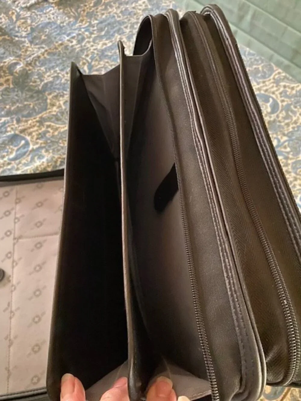 SwissGear Laptop Travel Bag/briefcase Perfect for Work and in VG shape